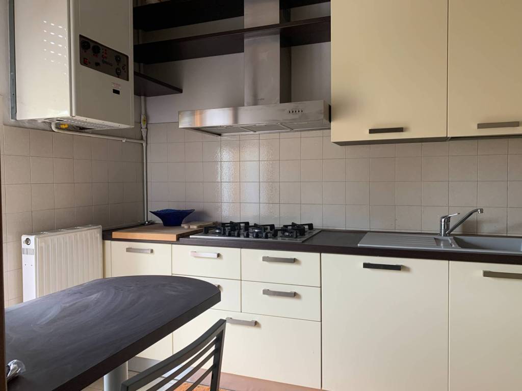 Appartamento a Viggiù in Via Martini Ignoti, 4 - Foto 4