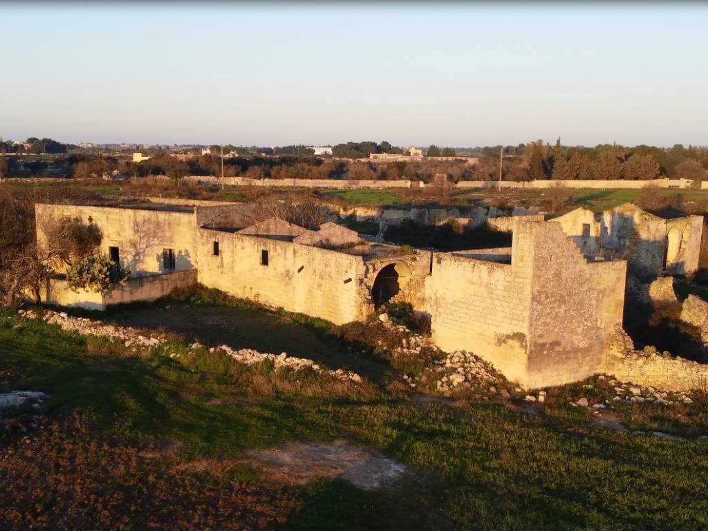 Palazzo / stabile a Lecce in Via Merine, 114 - Foto 4