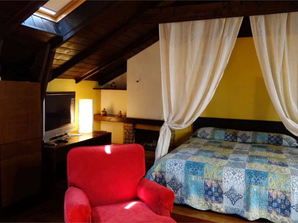 Appartamento a Borgomanero in VIA BRUNELLI MAIONI - Foto 4