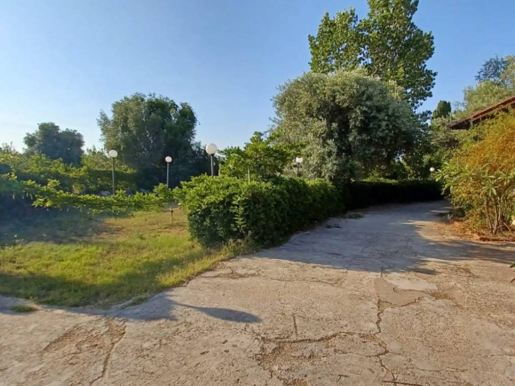 Villa a Siracusa in Traversa Rigiliffi - Foto 3