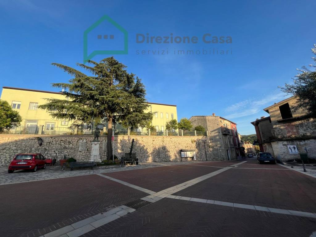 Casa indipendente a Ceppaloni in PIAZZA DEI MARTIRI - Foto 2