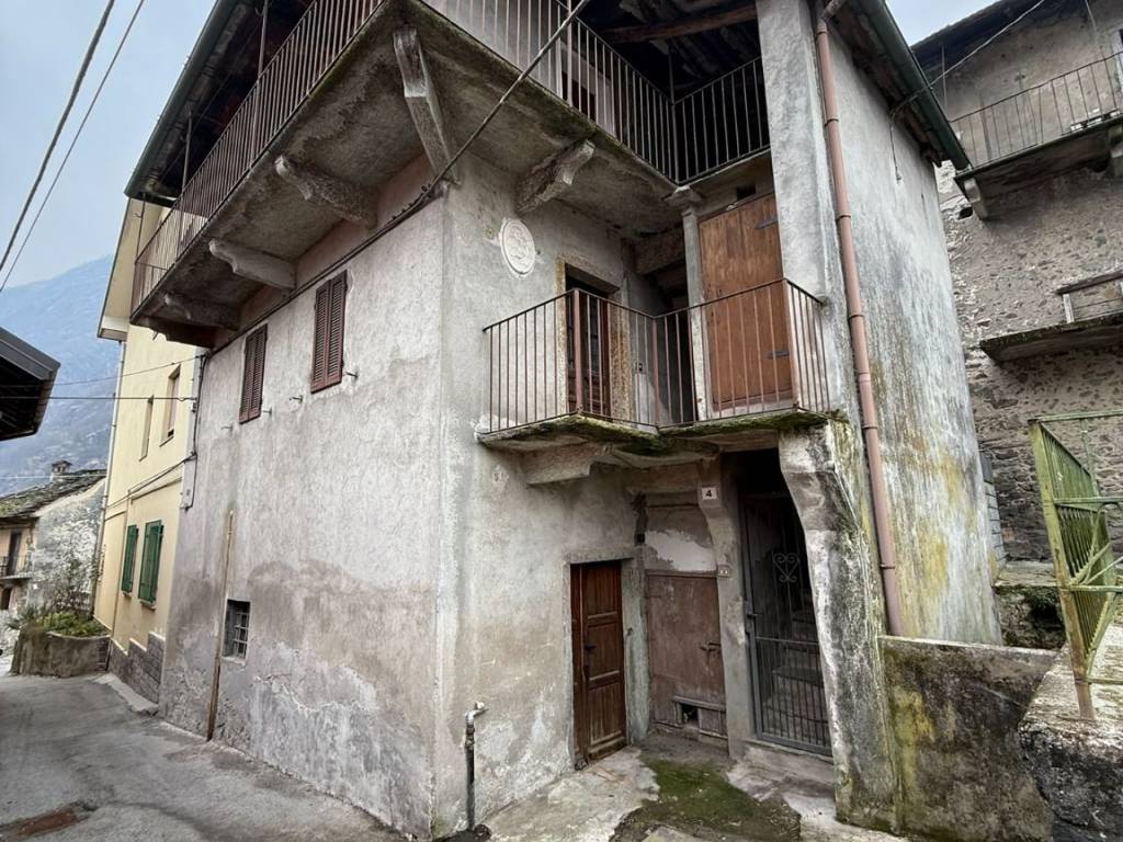 Casa indipendente a Pieve vergonte in Via Famiglia Pajetta, 4 - Foto 2