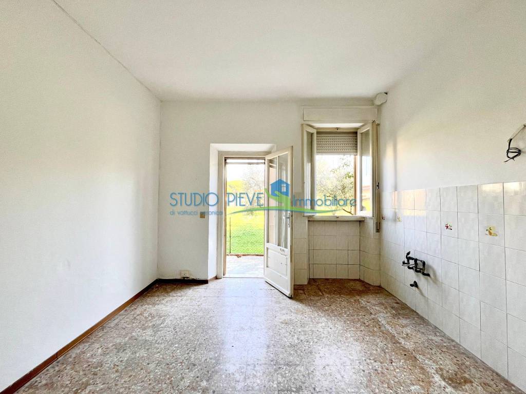 Appartamento a Monsummano terme in Via Karl Marx - Foto 3