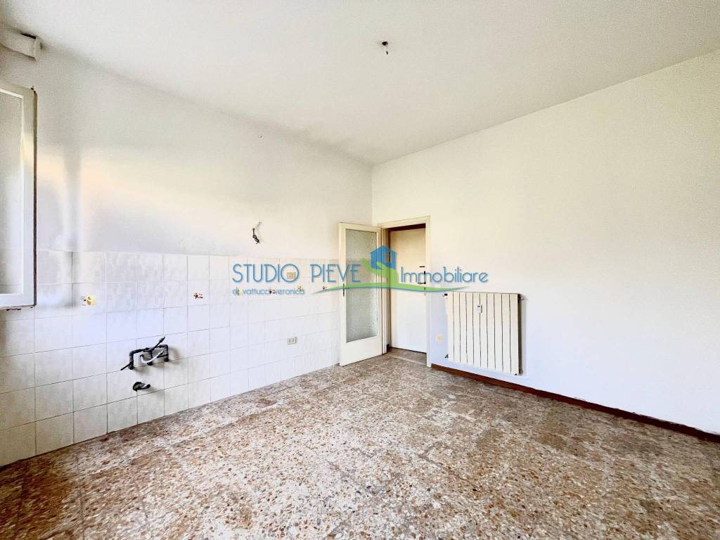 Appartamento a Monsummano terme in Via Karl Marx - Foto 5