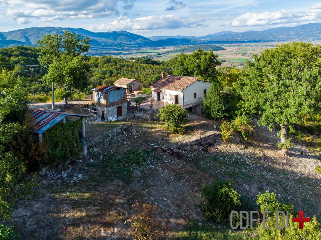 Villa a Rieti in Via Colle Santo Stefano - Foto 3