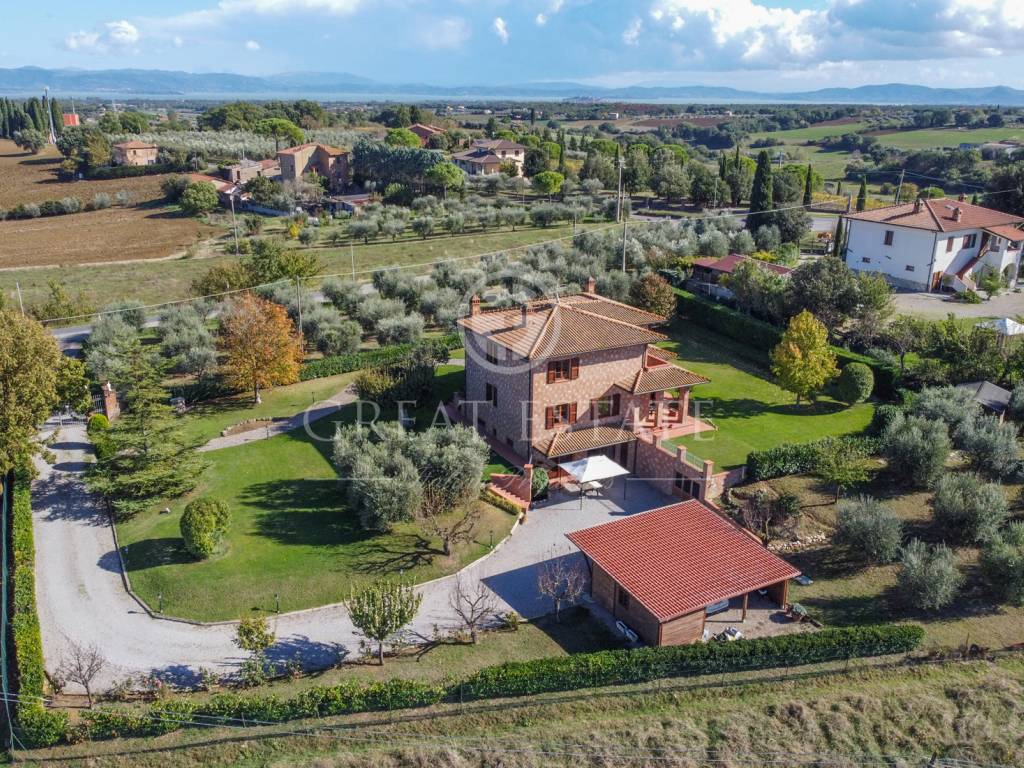Rustico / casale a Castiglione del lago in Via Risorgimento - Foto 2