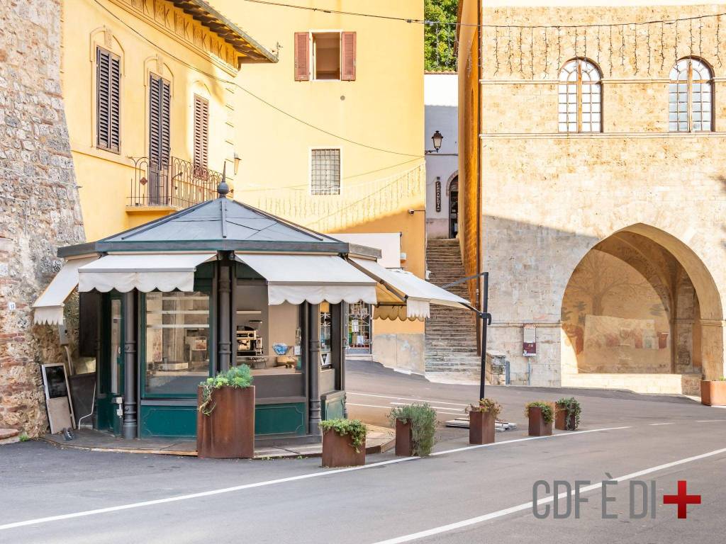 Immobile a Massa marittima in Piazza Giuseppe Garibaldi - Foto 4
