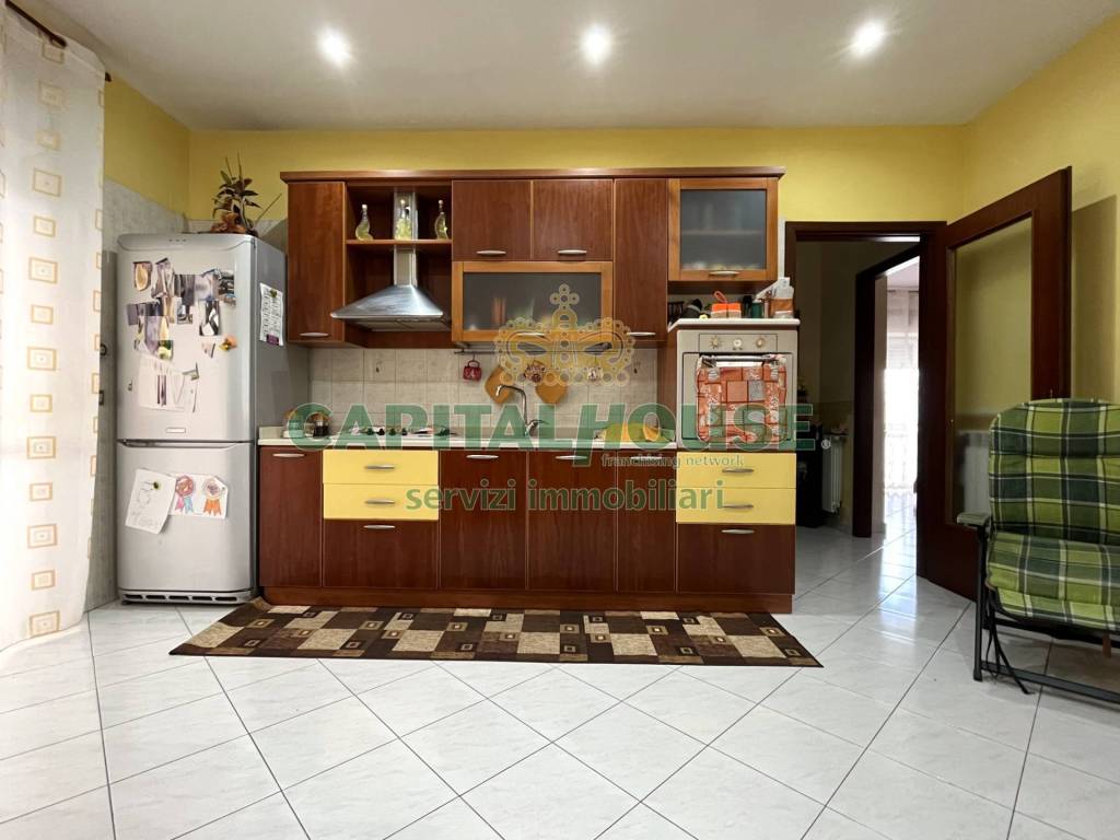 Appartamento a Santa maria capua vetere in Traversa Michelangelo - Foto 2