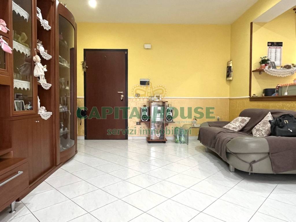 Appartamento a Santa maria capua vetere in Traversa Michelangelo - Foto 4