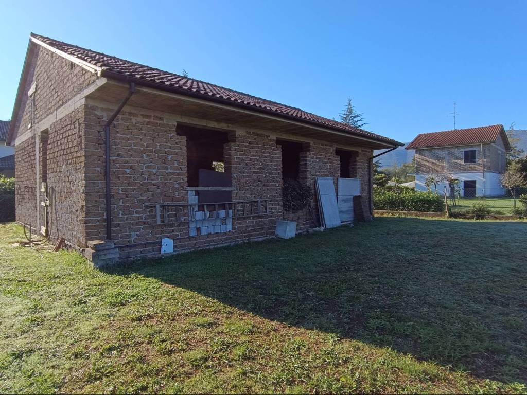 Rustico / casale a Ceccano in Via Fontana dei Piatti - Foto 3