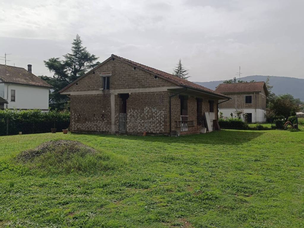 Rustico / casale a Ceccano in Via Fontana dei Piatti - Foto 4