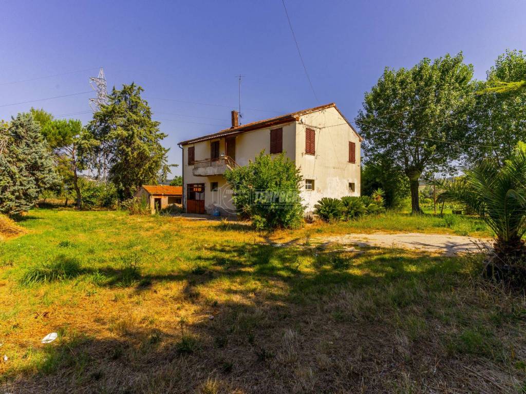 Casa indipendente a Civitanova marche in Contrada Asola - Foto 5