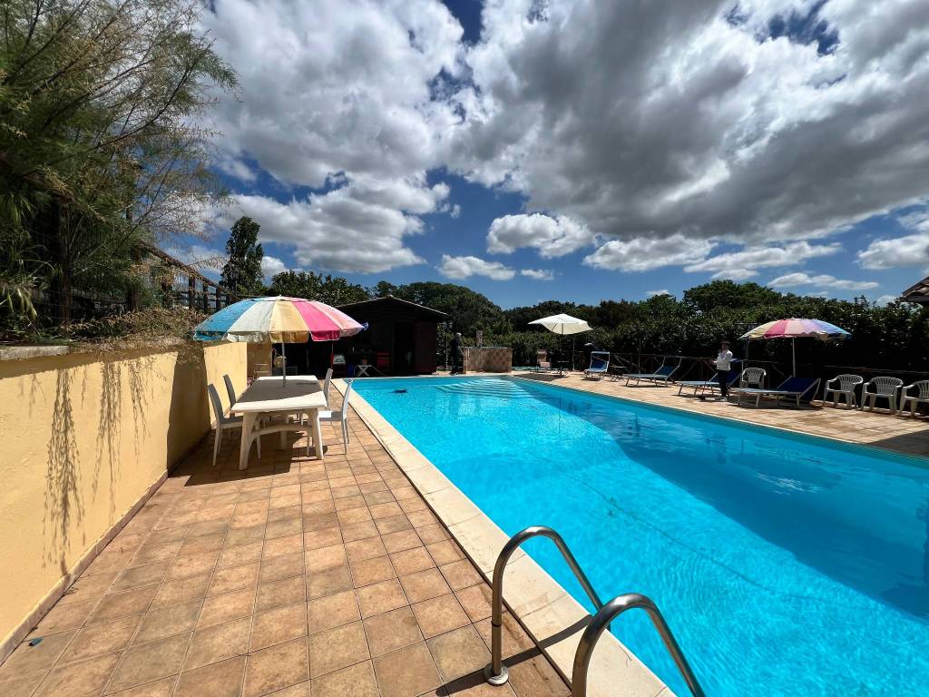 Villa a Aprilia in Riserva Nuova - Foto 3