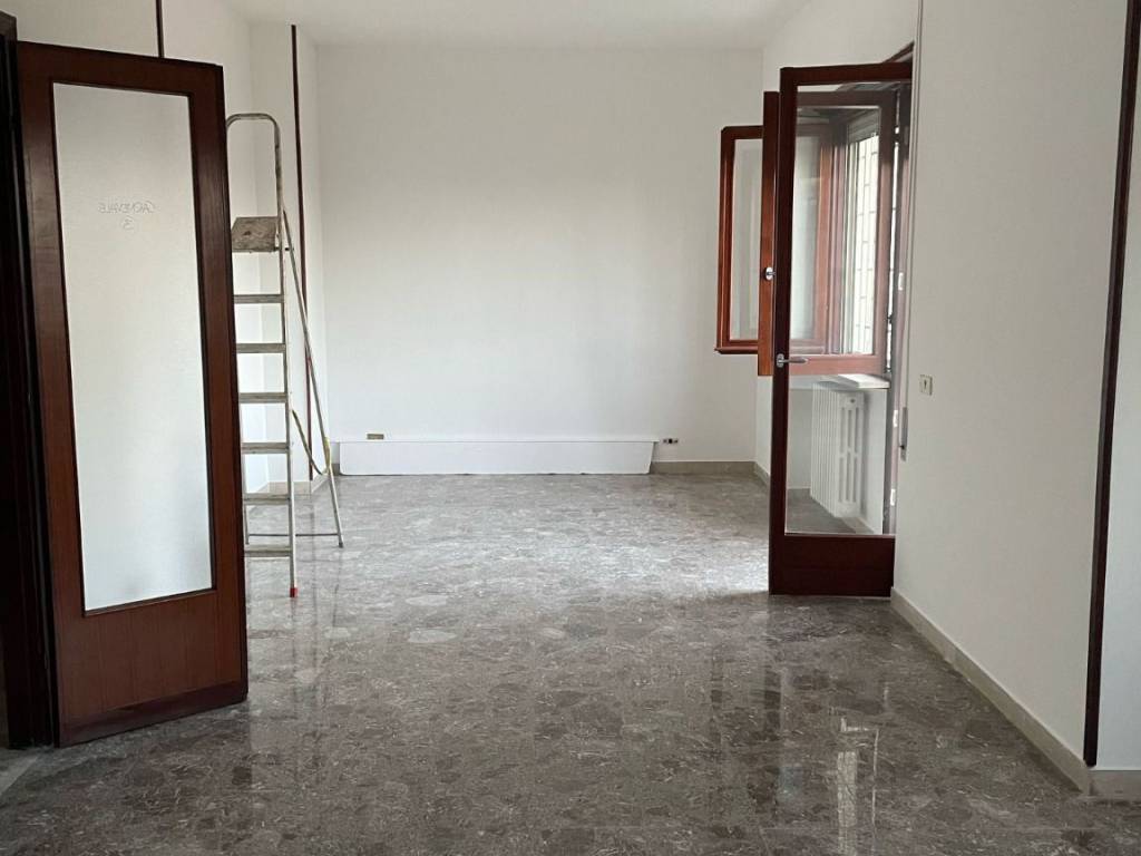 Appartamento a Frosinone in Viale Giuseppe Verdi, 13 - Foto 3