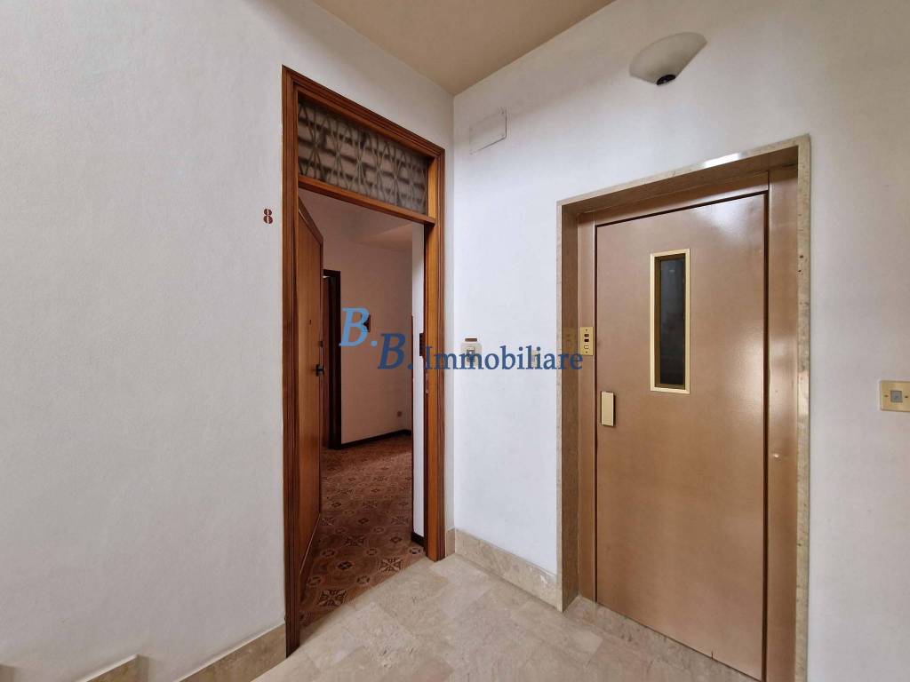 Appartamento a Alcamo in Via Aldo Moro - Foto 4