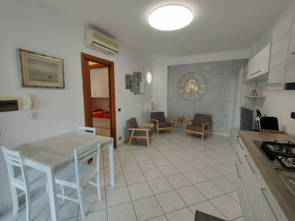 Appartamento a Tortoreto in Via Gabriele D'Annunzio, 43 - Foto 2