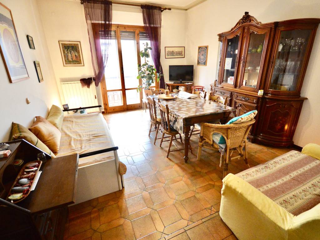 Appartamento a Montevarchi in Viale Giacomo Matteotti - Foto 4