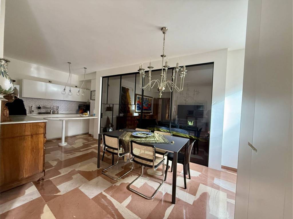 Appartamento a Assisi in Piazza del Comune - Foto 4