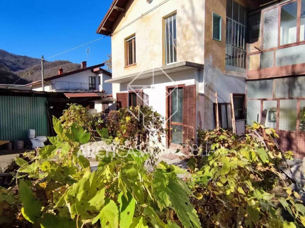 Casa indipendente a Boves in VIA CASTELLAR 135. - Foto 2
