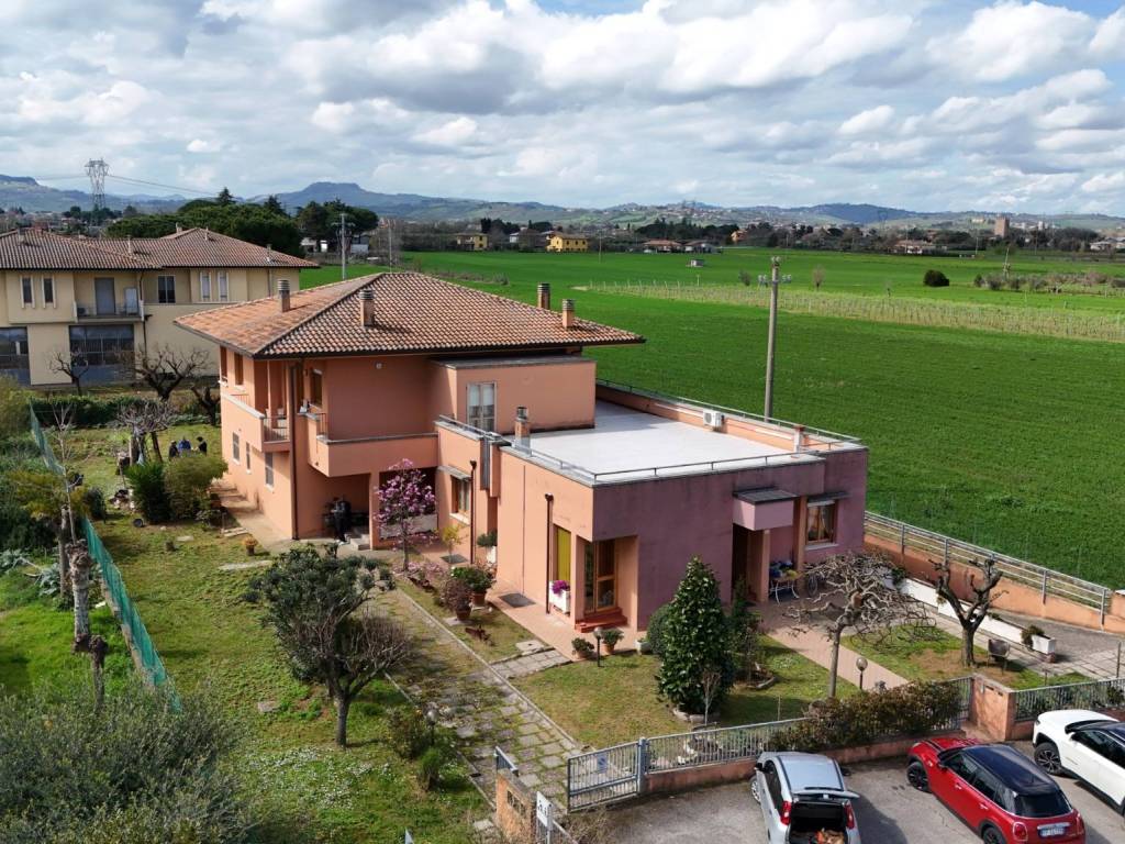 Appartamento a Santarcangelo di romagna in Via Busca, 115 - Foto 2