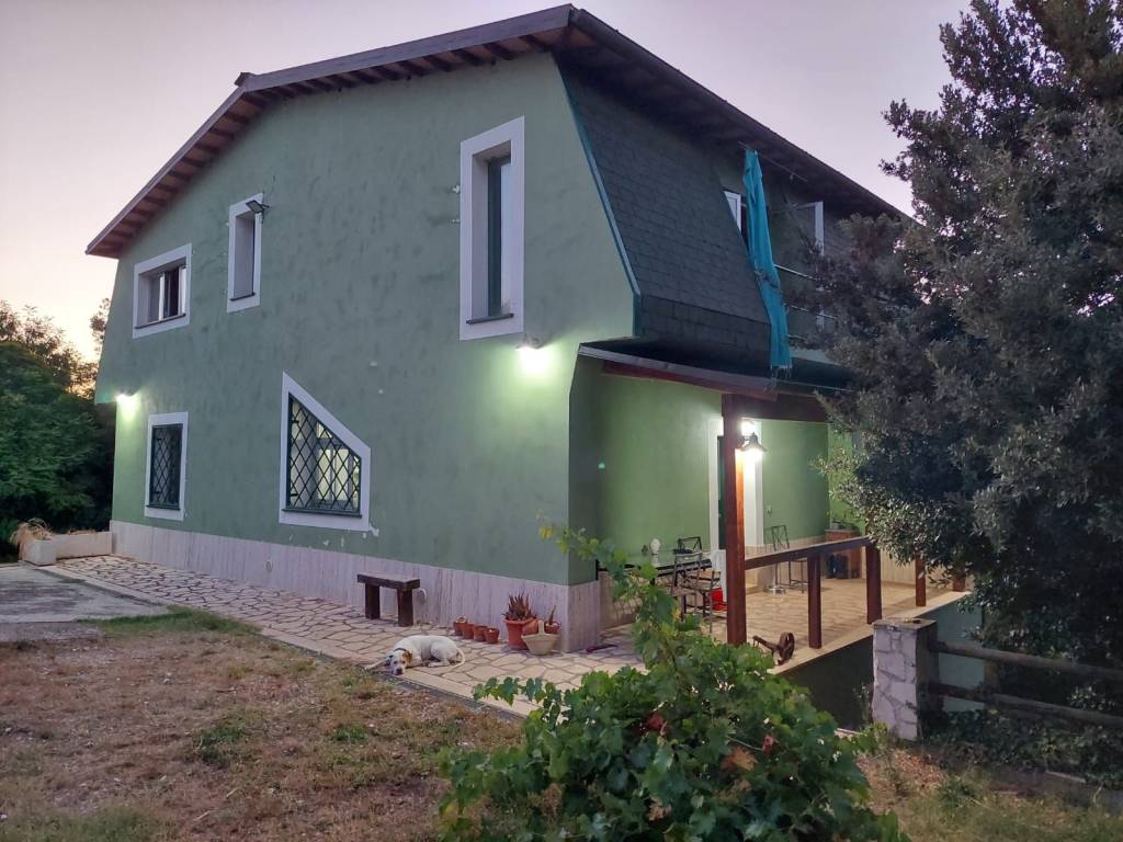 Villa a Palombara sabina in San Punto Ponte delle Tavole - Foto 2