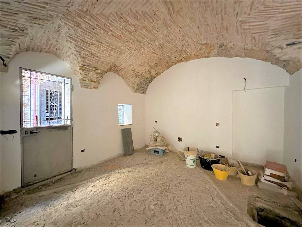 Appartamento a Dolcedo in Via Benedetto Cairoli, 2 - Foto 3