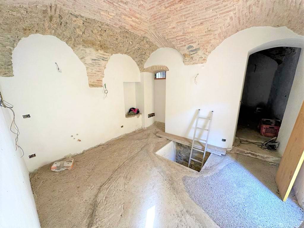 Appartamento a Dolcedo in Via Benedetto Cairoli, 2 - Foto 4