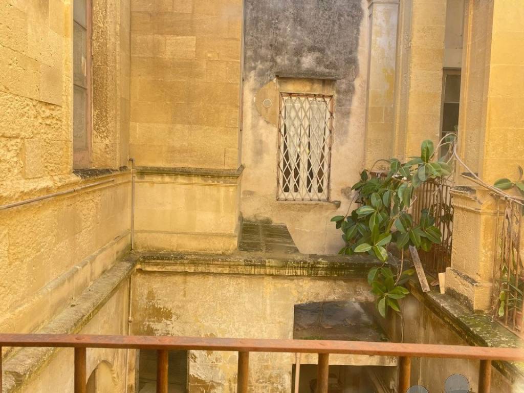 Appartamento a Lecce in Piazzetta Giuseppe Lillo - Foto 4