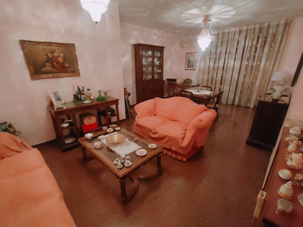 Appartamento a Reggio calabria in Via Sbarre Superiori Diramaz. Lombardo - Foto 2