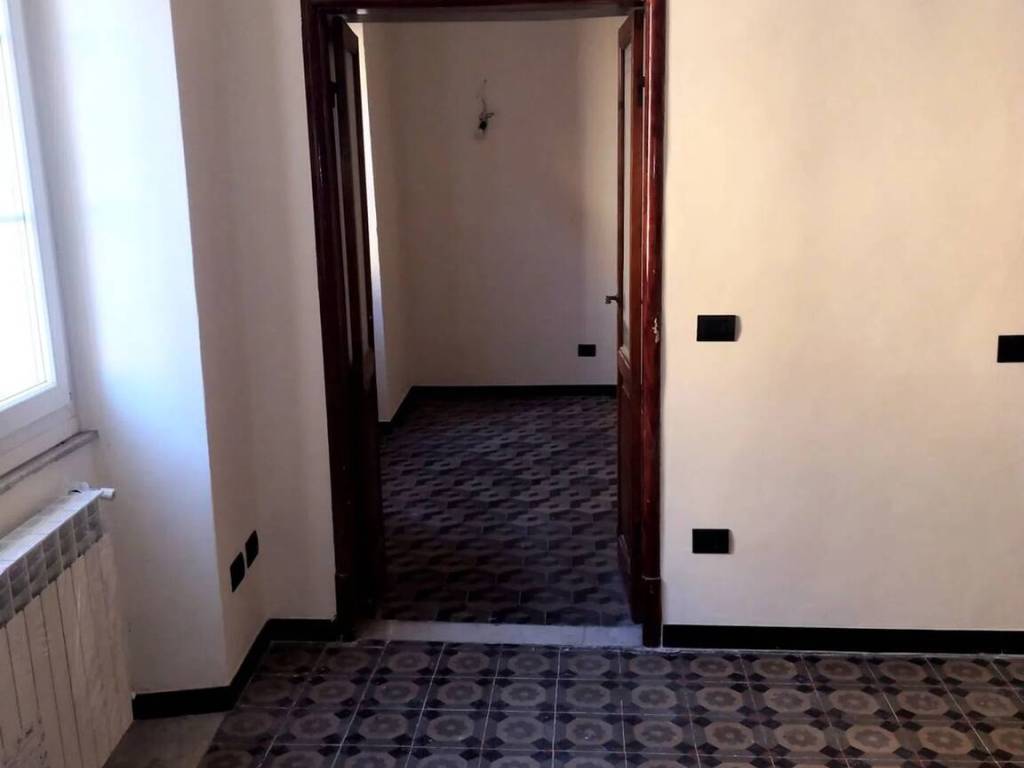 Appartamento a Sarzana in Via Ippolito Landinelli, 46 - Foto 3