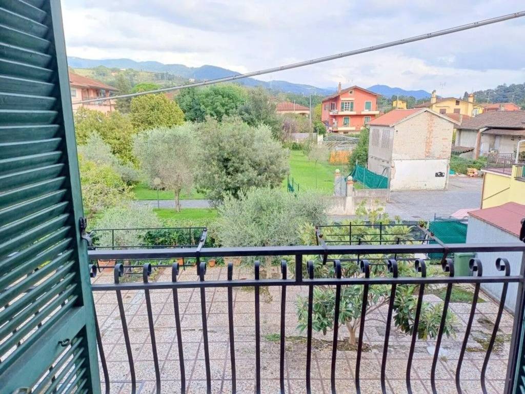 Appartamento a Sarzana in Via Nave - Foto 2
