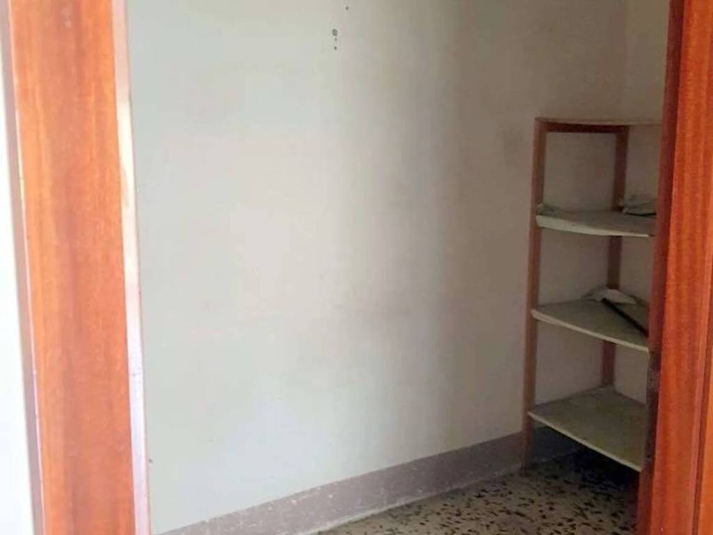 Appartamento a Sarzana in Piazza Giacomo Matteotti, 10 - Foto 5