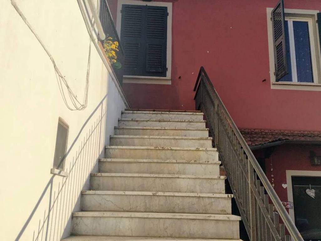 Appartamento a Sarzana in Strada Statale 1, 96 - Foto 2