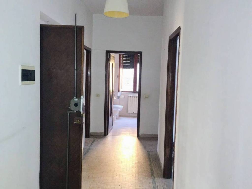 Appartamento a Sarzana in Via Falcinello, 34 - Foto 2