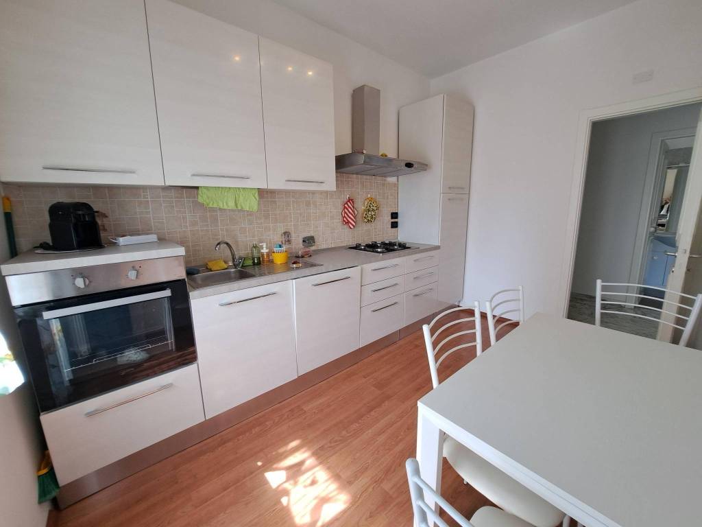 Appartamento a Rapallo in Via Amatore Sciesa - Foto 4