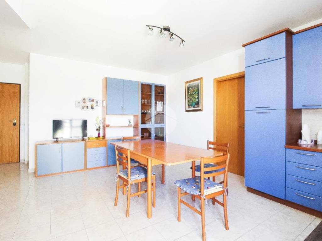 Appartamento a Alba adriatica in Via Rovigo, 25 - Foto 2