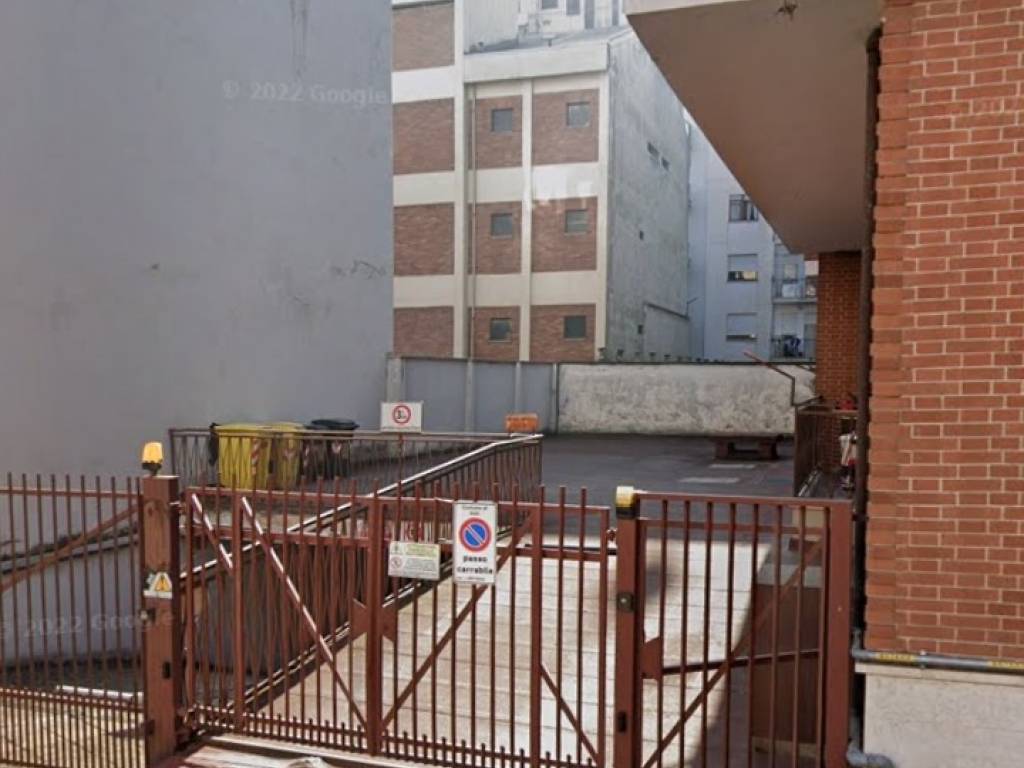 Box / garage a Asti in Via della Fontana, 19 - Foto 2