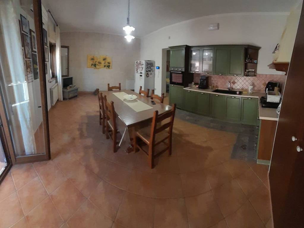 Appartamento a Cinisi in Via Sacerdote Avellone - Foto 4