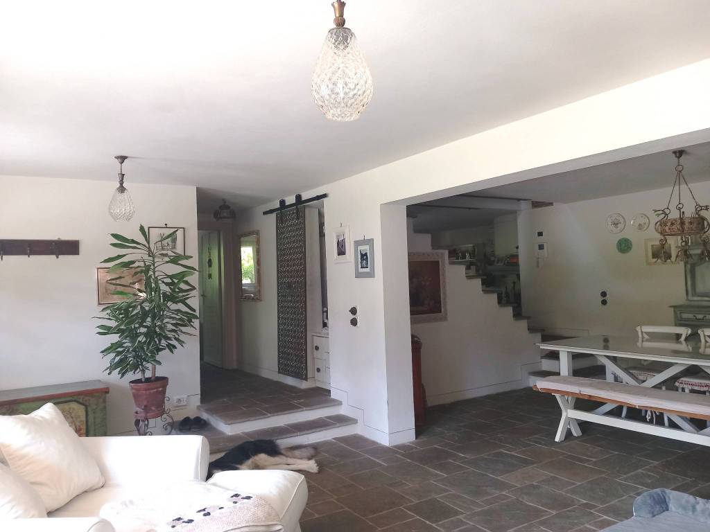 Casa indipendente a Vaiano in Via della Collina a Cerreto - Foto 5
