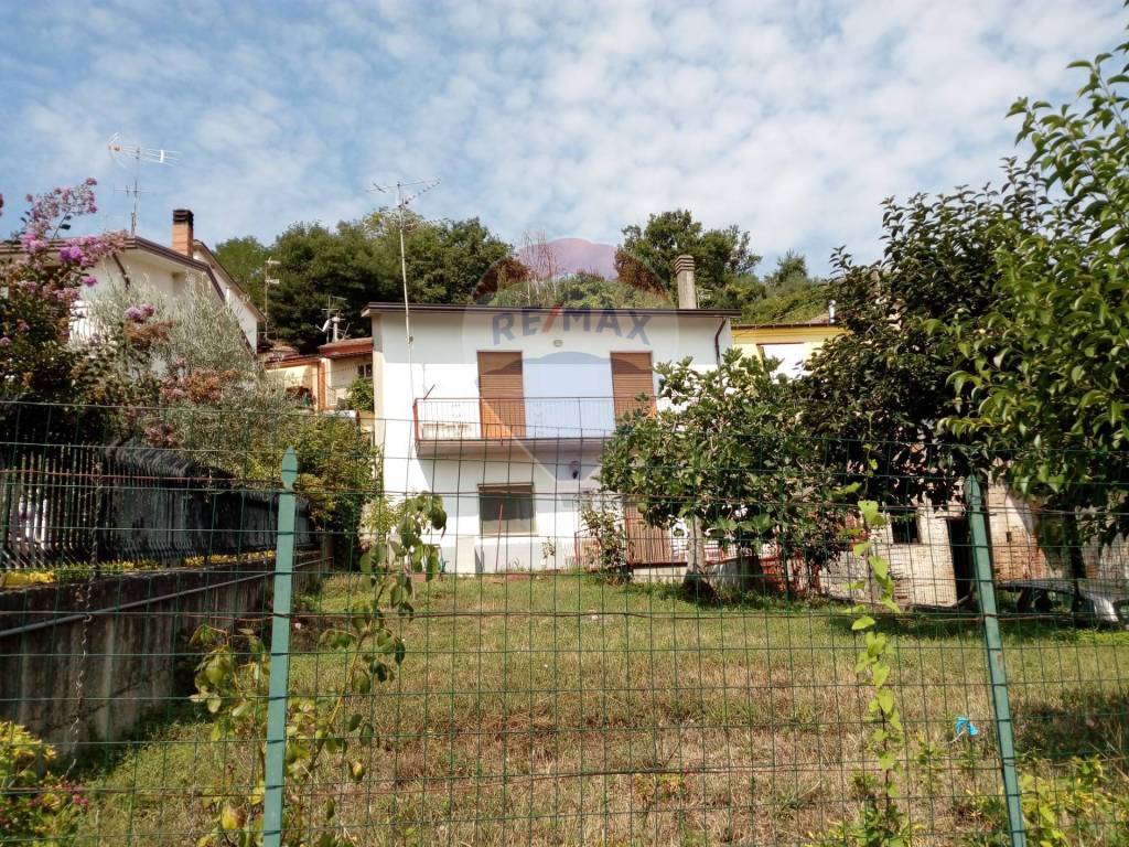 Casa indipendente a Ceppaloni - Foto 5