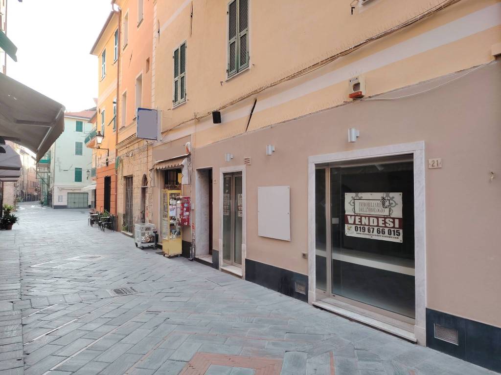 Immobile a Loano in Via Camillo Benso di Cavour, 19 - Foto 3