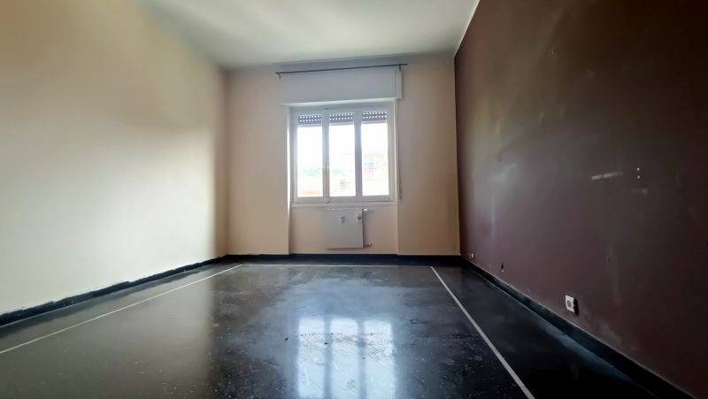 Appartamento a Genova in Via Croce Rosa, 3 - Foto 2