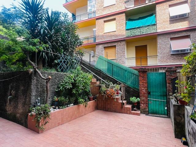 Appartamento a Genova in Via Edera, 20 - Foto 2