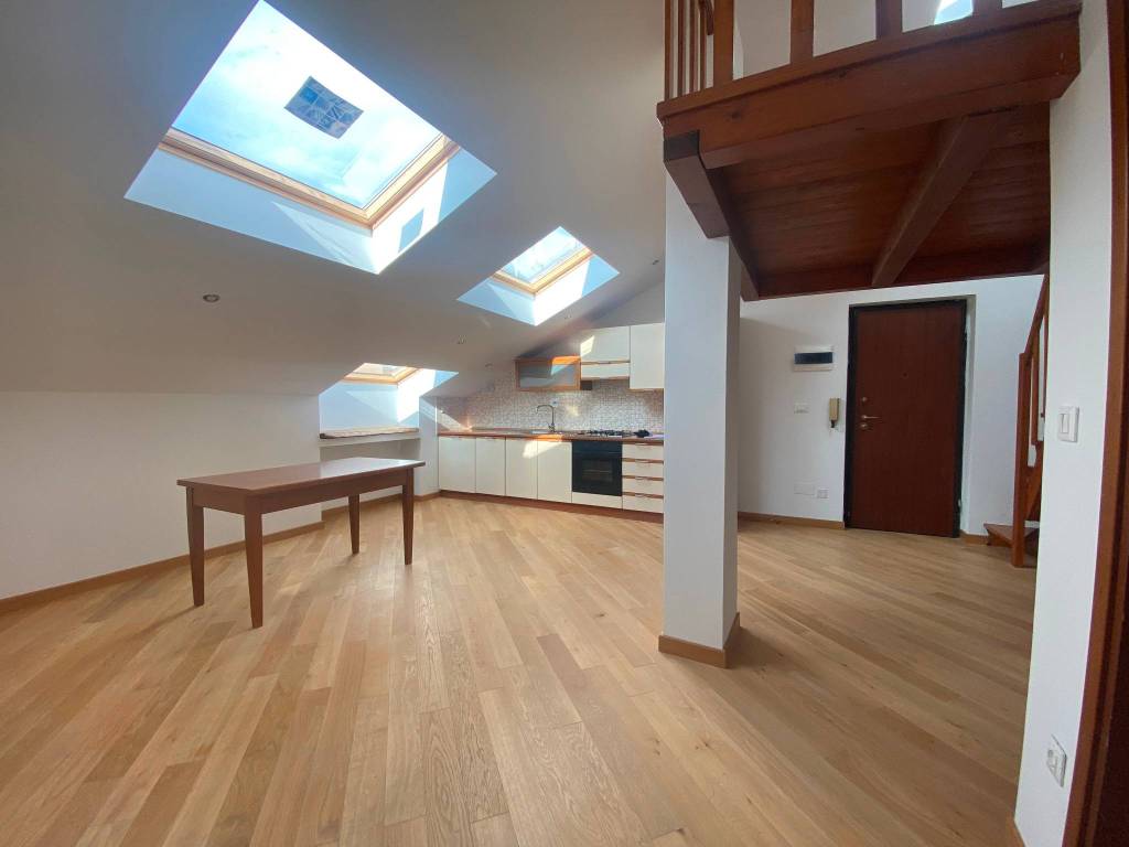 Appartamento a Gorizia in Via Gian Lorenzo Cipriani, 2 - Foto 4