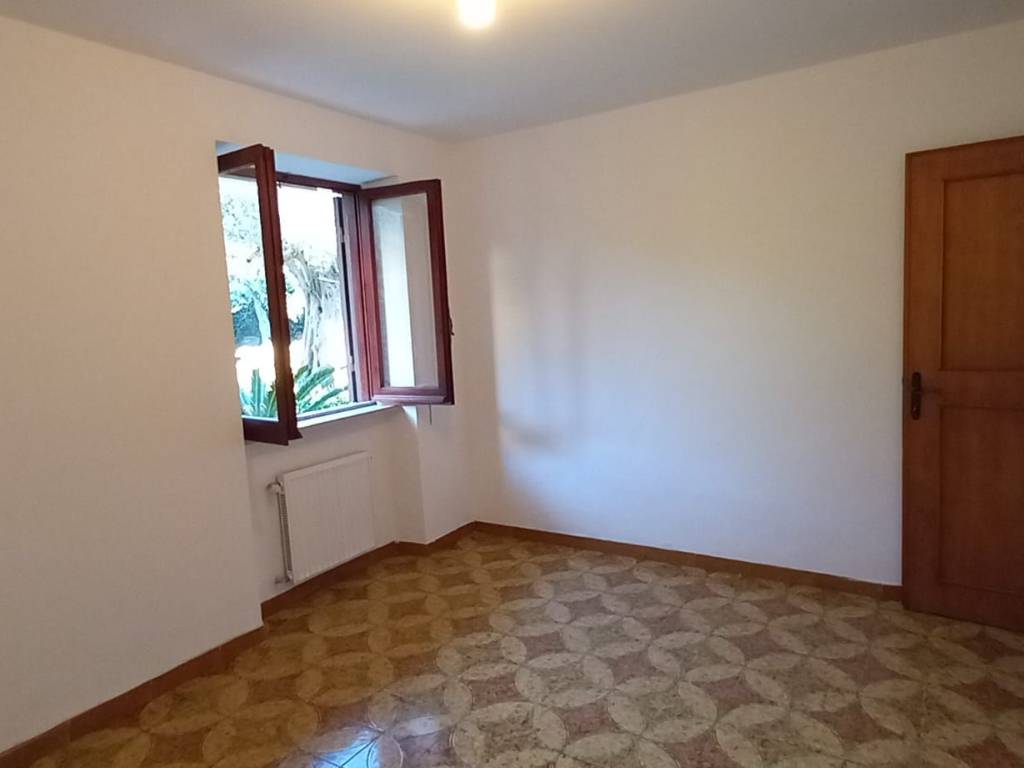 Appartamento a Trevignano romano in Via dei Platani - Foto 4