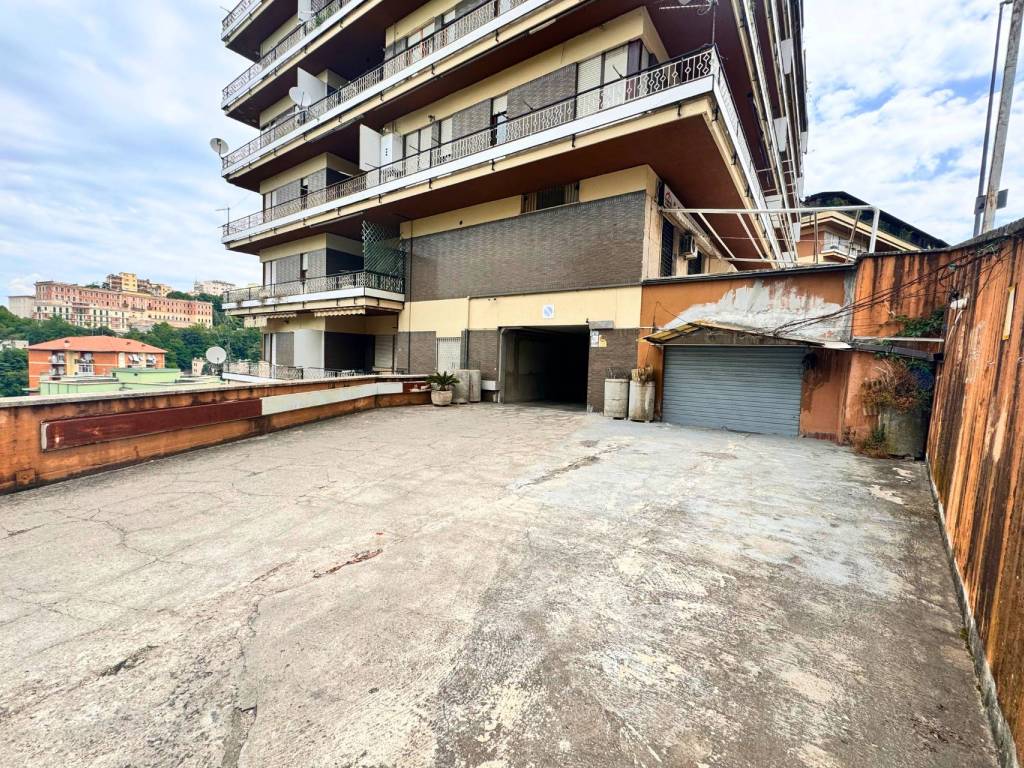 Box / garage a Frosinone in Via Alessandro Ciamarra - Foto 5