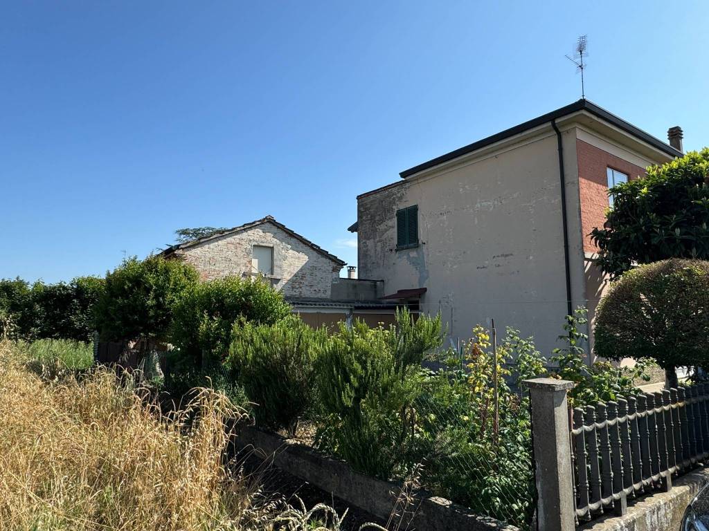 Villa a Alfonsine in Via Fiume Vecchio, 56 - Foto 5