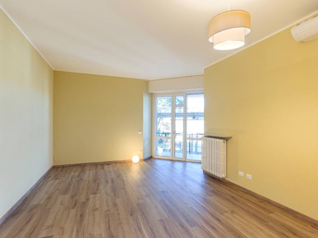 Appartamento a Arona in Via Lago d'Orta, 6 - Foto 2