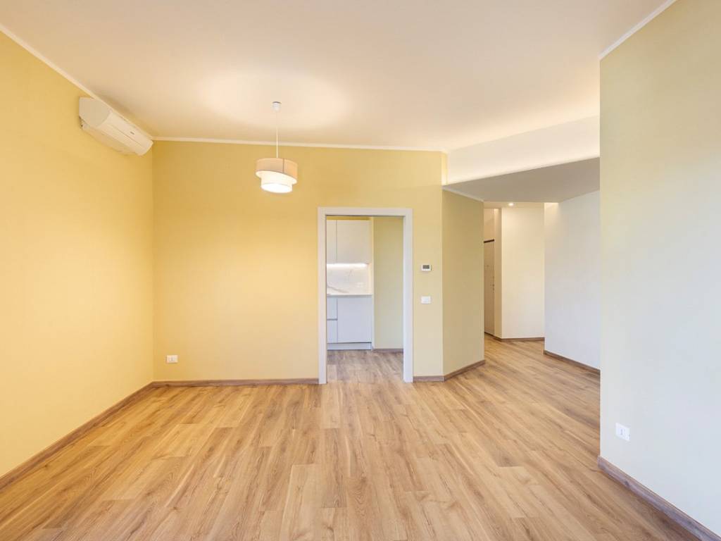 Appartamento a Arona in Via Lago d'Orta, 6 - Foto 3