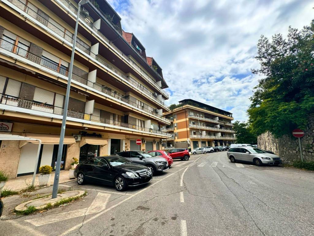 Box / garage a Frosinone in Via Alessandro Ciamarra - Foto 4